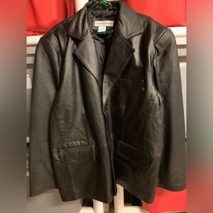 Irvine Park Black Leather Jacket, Lined, Black. Size 44 Regular